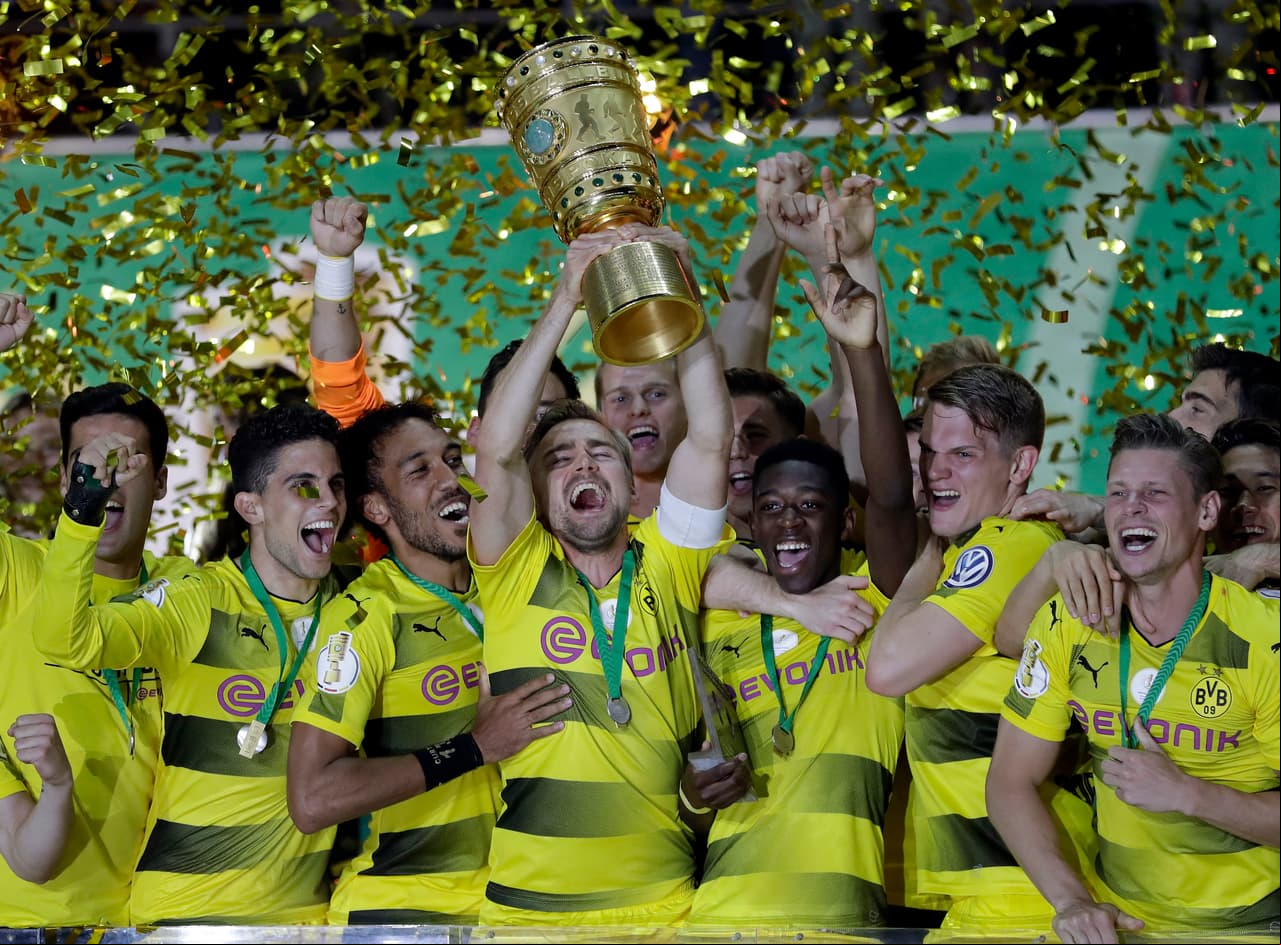 12. Borussia Dortmund: valorado en 808 millones de dólares.