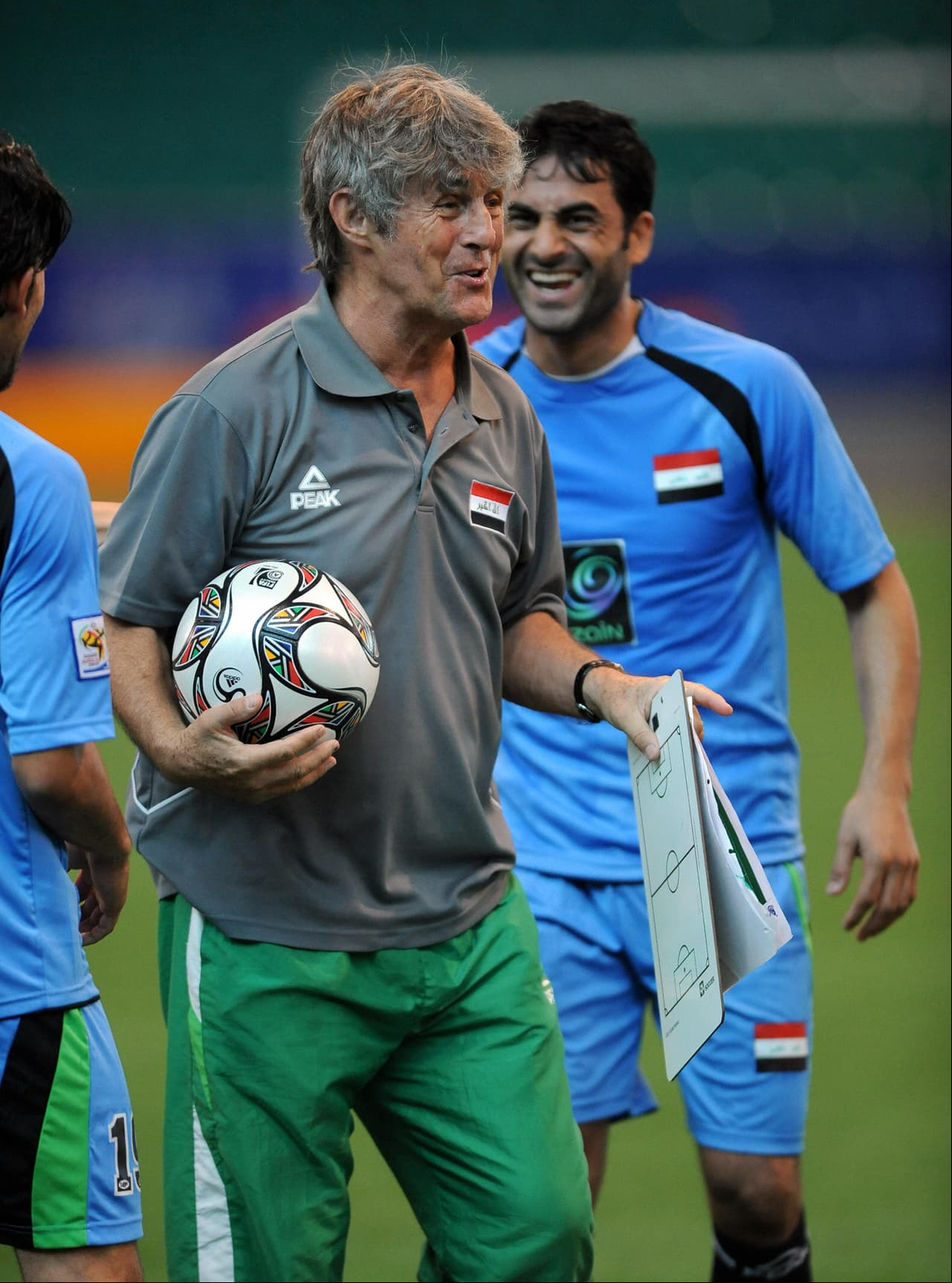 Bora Milutinovic dirigió a la selección de Iraq durante la Copa Confederaciones de 2009, pero solo estaría durante ese año con el equipo asiático.