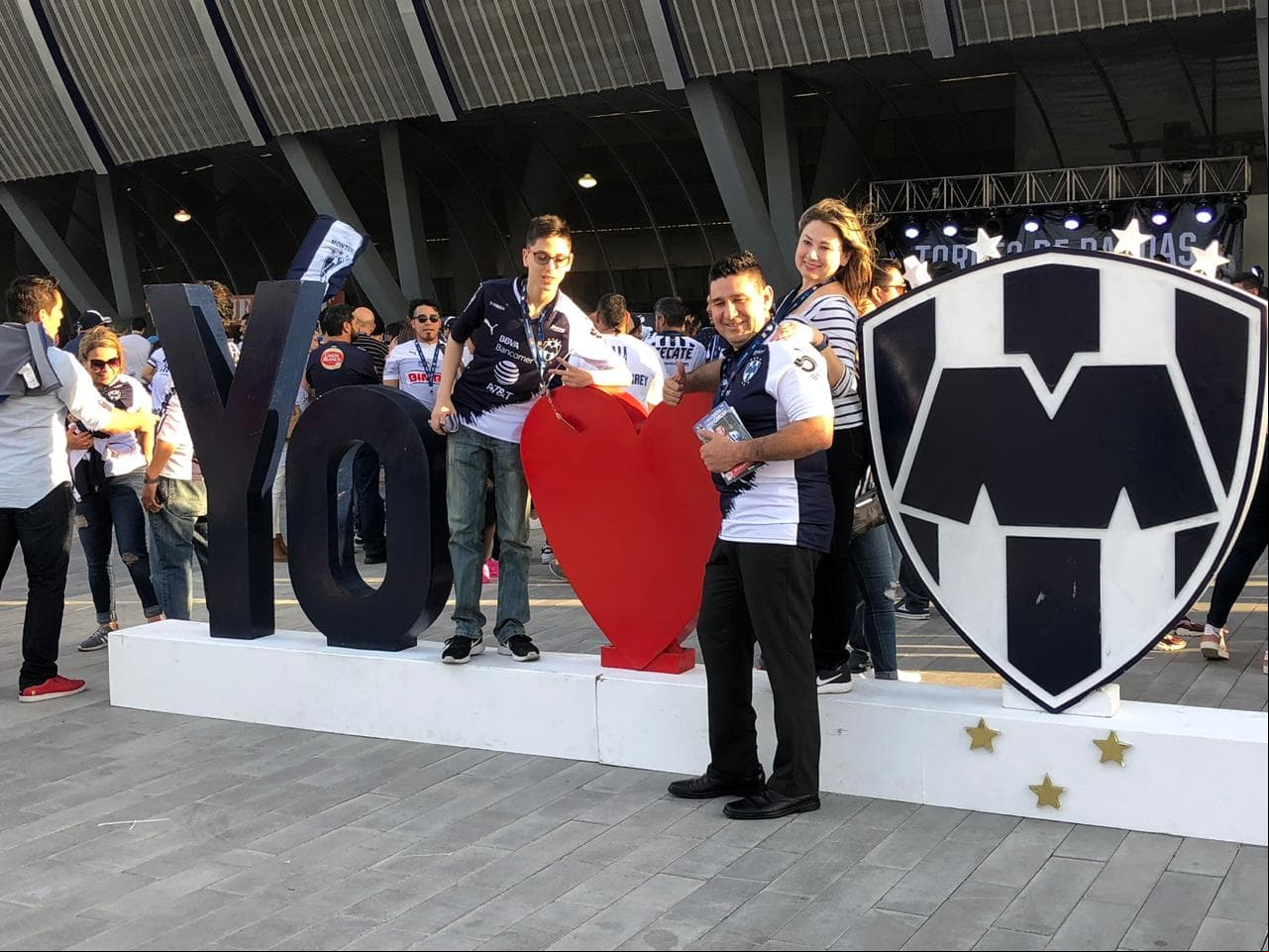 Los fanáticos de Rayados listos para el Clásico Regio en el Estadio Bancomer por la Jornada 10 del 
<a href="https://tudn.mejordescarga.net/_next/image?url=https://st1.uvnimg.com/17/0a/d67bd50f486da3855cc4bfdf4af4/7dc10d06-cb92-40e2-869e-d9f03d1e1434.jpg&w=1280&q=75 1280w