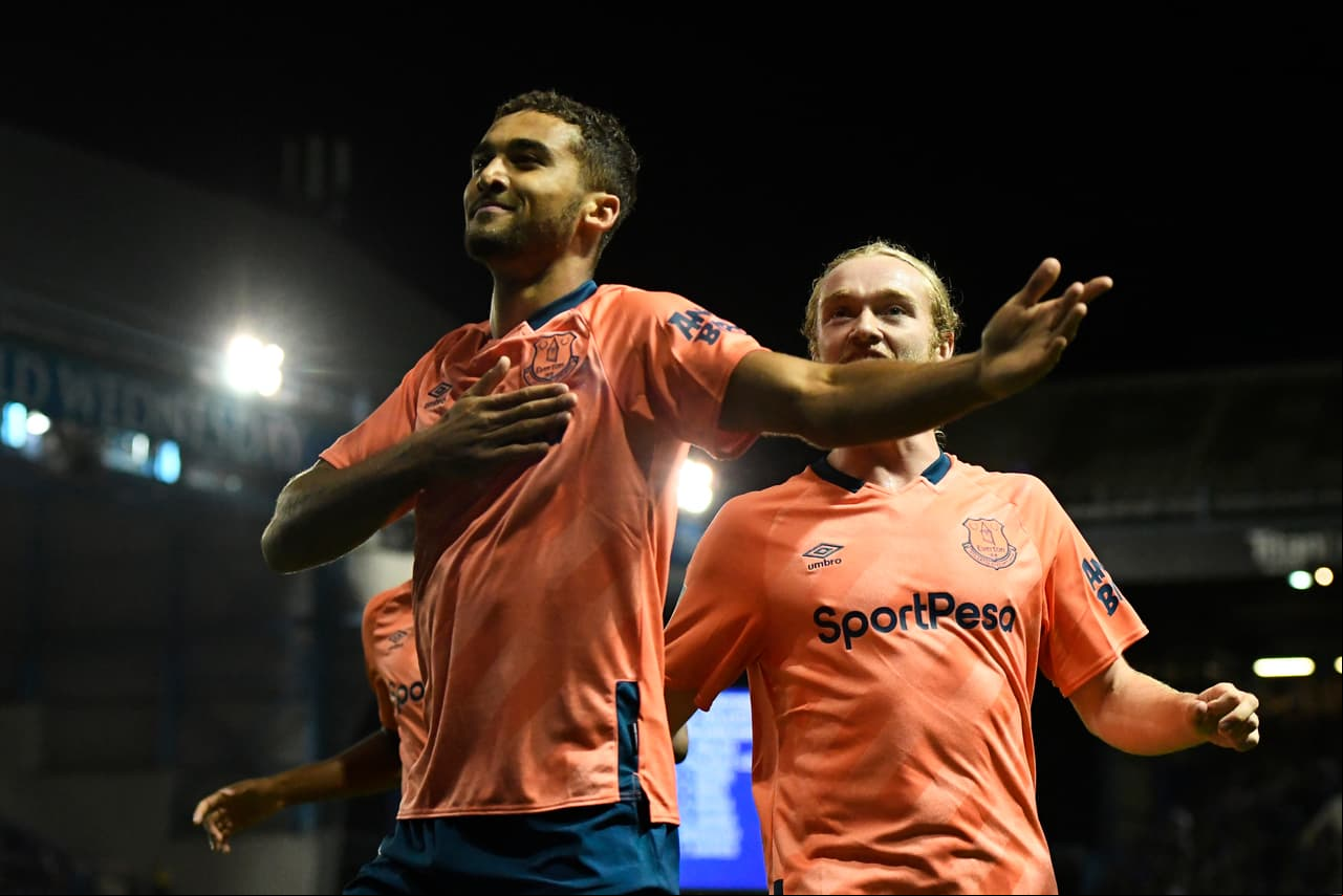 Everton derrotó como visitante a Sheffield Wednesday 2-0. Calvert Lewin (6’ y 10’) anotó en dos ocasiones.
