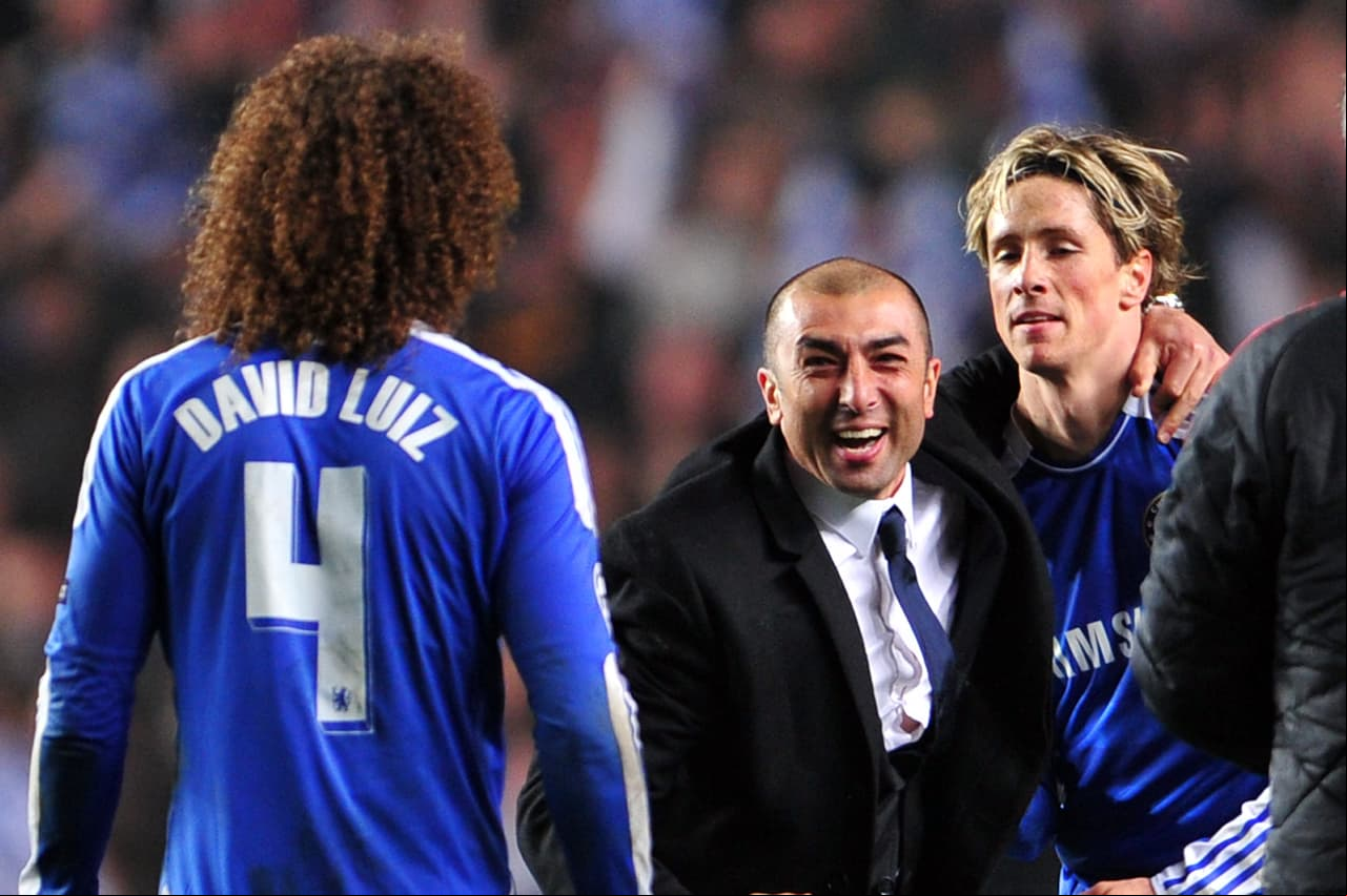 Roberto Di Matteo llegó al banquillo del Chelsea como un salvavidas tras una pésima temporada de Andre Vilas-Boas. El partido de ida se había perdido por 3-1 y la remontada parecía improbable ante un un Napoli de gran presentación.