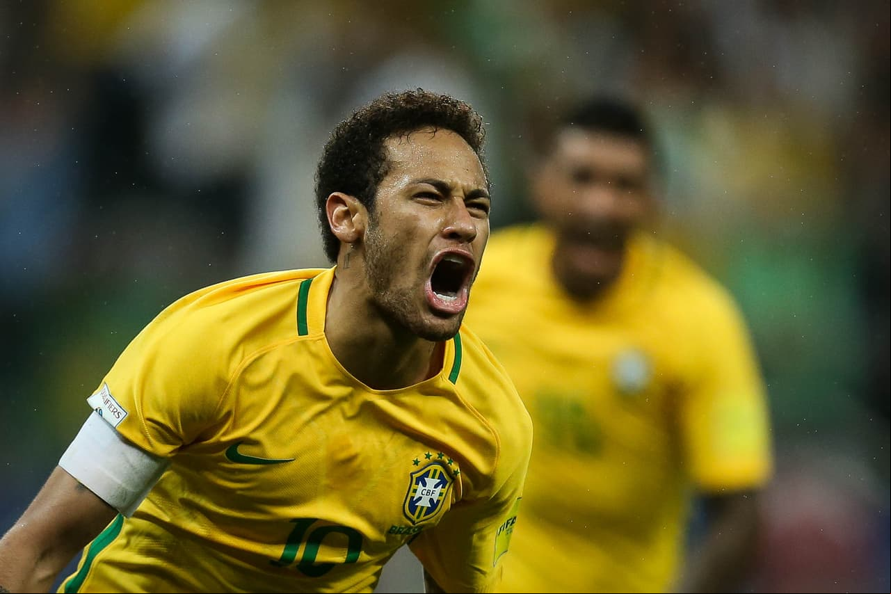 Al minuto 65, Neymar tomó revancha y dejó atrás a varios jugadores para marcar el 2-0 en un gran tanto.