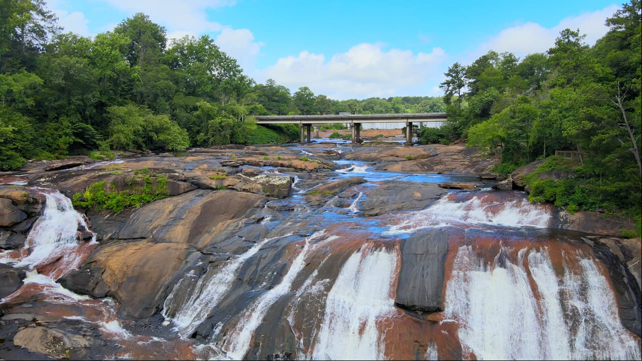 En High Falls State Park encontrarás la cascada más alta de Georgia ubicada al sur de Atlanta