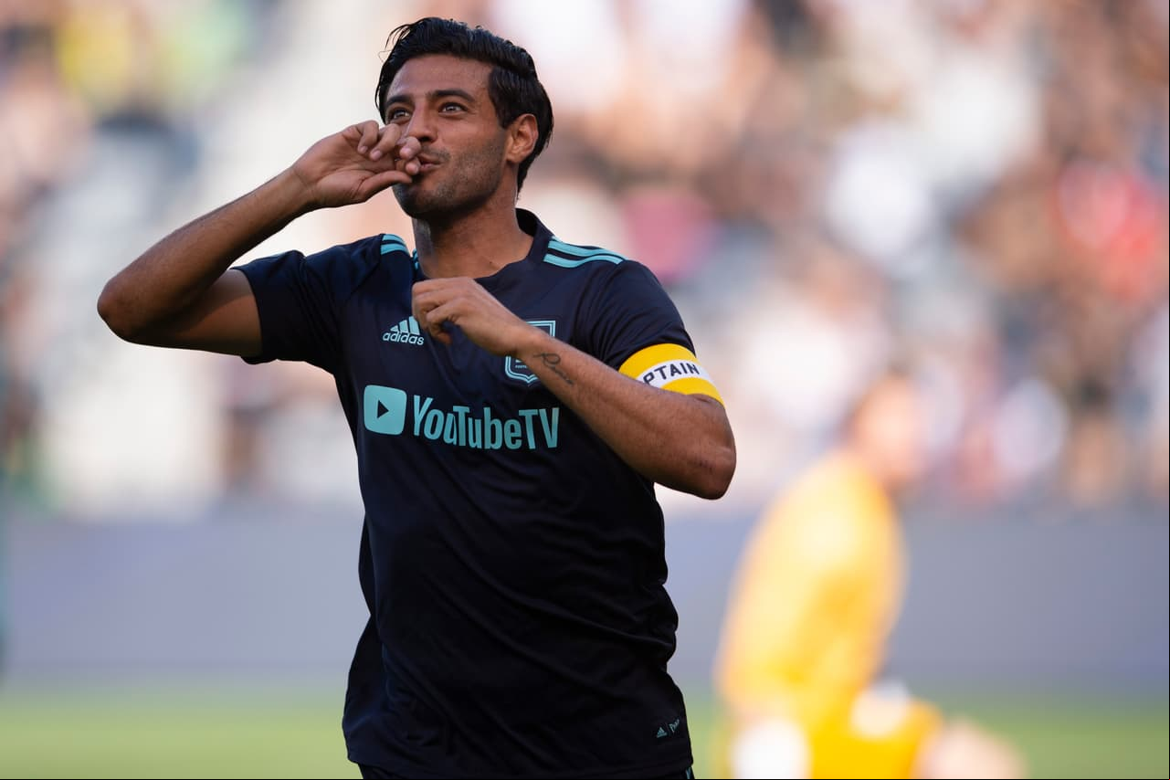 Carlos Vela, ilusionado por interés del Barcelona, pero... ¿volver a Europa?