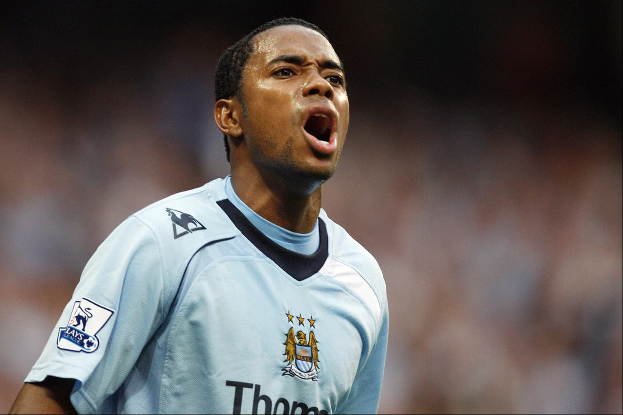 Para Robinho, la del Milan no fue la única vez en la que cambió de equipo sobre la bocina. En el mercado de verano del 2008 pasó del Real Madrid al Manchester City (48 millones de euros) el 31 de agosto.