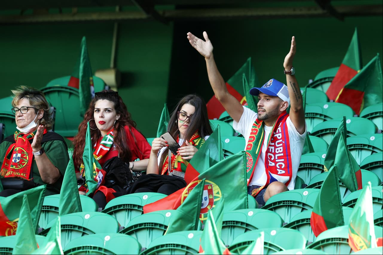 El triunfo le permite a los portugueses ser los líderes del Grupo 2 de la Liga A en la UEFA Nations League.
<br>
