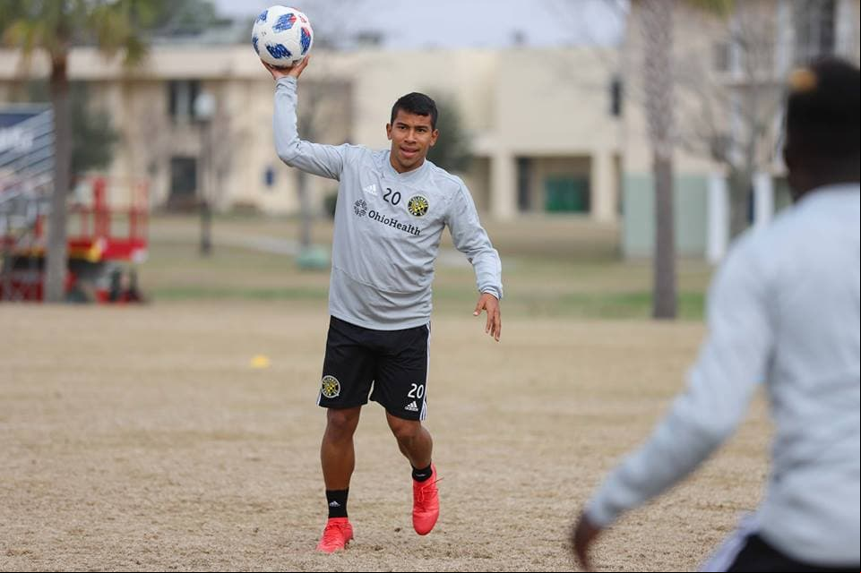 Sosa debutó con su club de origen siendo un adolescente y acumuló allí casi 50 encuentros antes de firmar como nuevo volante de Columbus Crew. (Columbus Crew SC)
